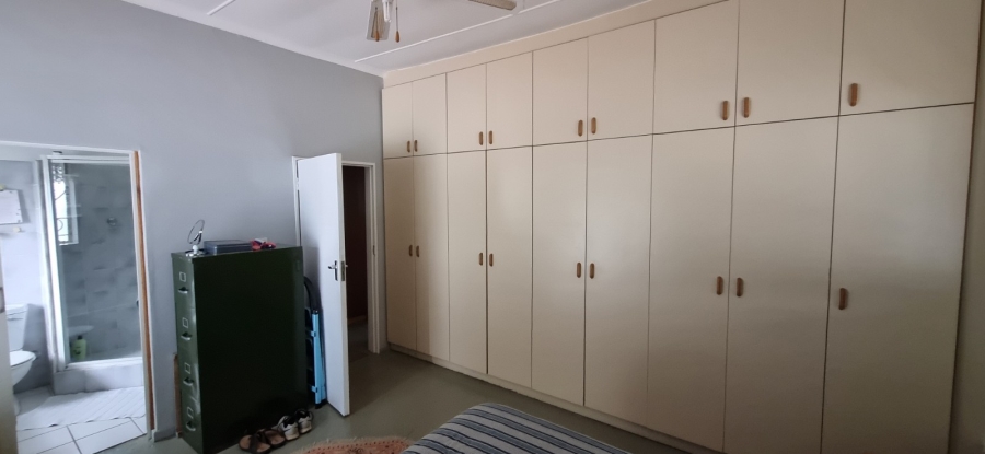 4 Bedroom Property for Sale in Porterville Western Cape